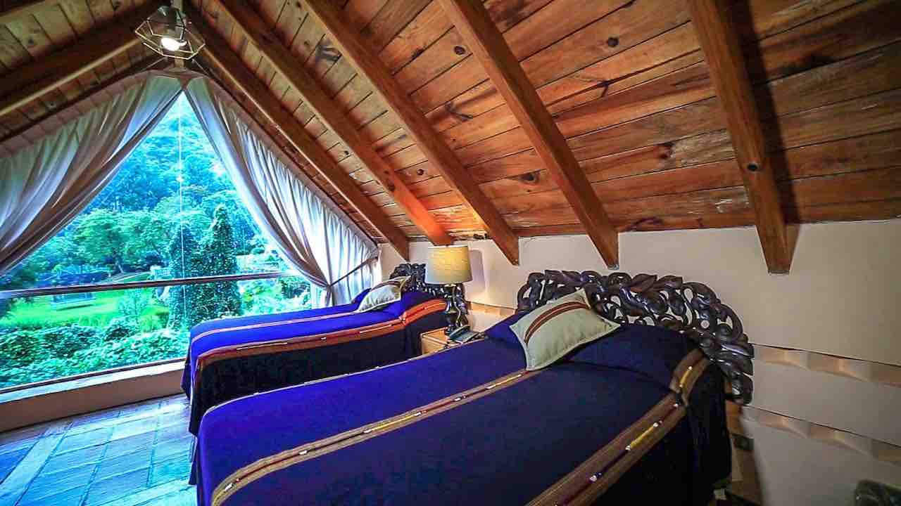 sanbuenaventuradeatitlan.com, Hotel San Buenaventura de Atitlan, Guatemala. Lodgings Plaza de La Cruz